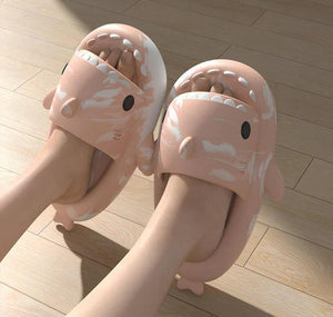 Dalgalı Shark Terlik - Sky Podium Türkiye